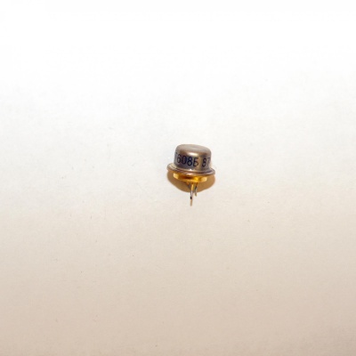 кт601; 603; 605; 608 и подобные желтые бу шт  кт601; 603; 605; 608 и подобные желтые бу шт